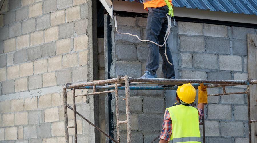 Expert top industrial roofings services in Fostoria, IA